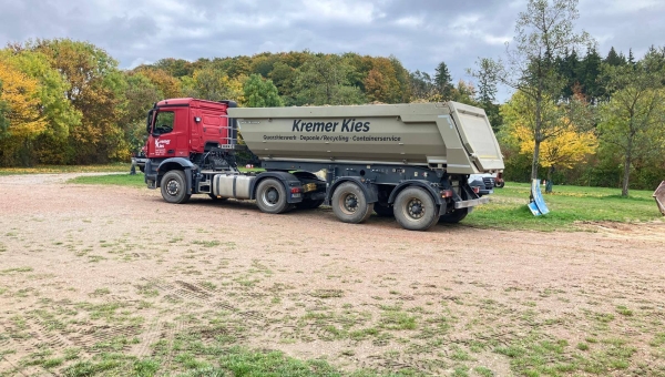Neuer Sand für unsere Bahn